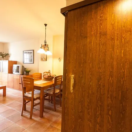 Lets Holidays Sant Antoni *