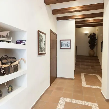 Lets Holidays Sant Antoni Apartment *